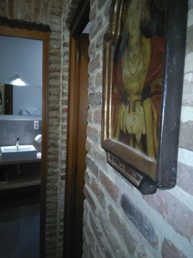 Charming Suites Jan Zonder Vrees Antwerp Bed & Breakfast