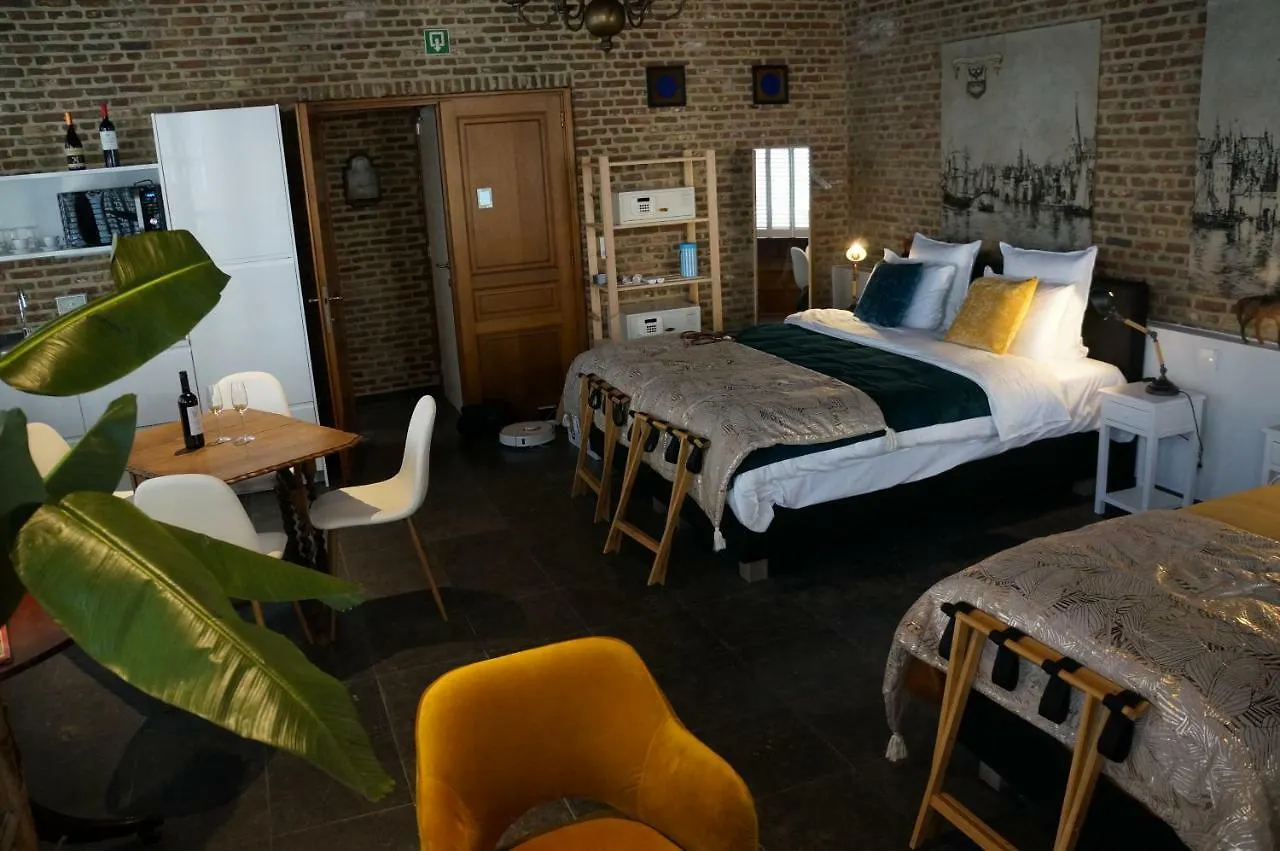 Charming Suites Jan Zonder Vrees Amberes 4*,  Bélgica
