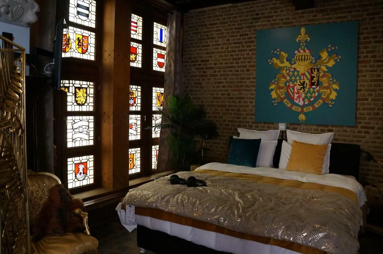 Charming Suites Jan Zonder Vrees Amberes 4*,  Bélgica