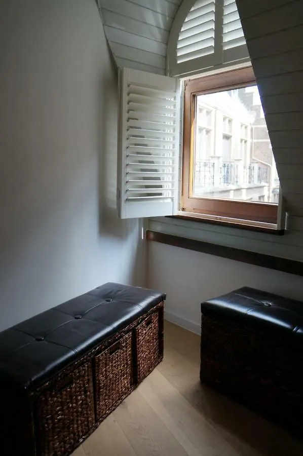 Charming Suites Jan Zonder Vrees Amberes 4*,